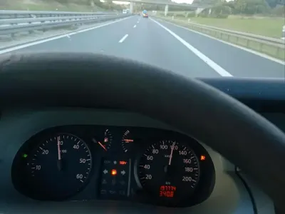 Usata Renault Trafic 165 CV (121 kW) 2003 Bianco Monovolume