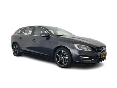 Gebraucht Volvo V60 Summum 230 PS (169 kW) 2015 Grau Kombi