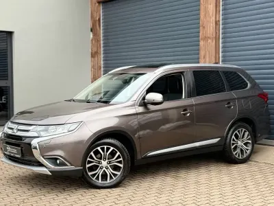 Gebraucht Mitsubishi Outlander Diamant Edition 150 PS (110 kW) 2017 Braun SUV