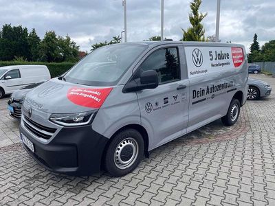 Gebraucht VW T6.1 150 PS (110 kW) 2025 Stone grey Van