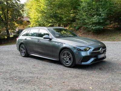 Gebraucht Mercedes 300 AMG 265 PS (194 kW) 2025 Grau Limousine