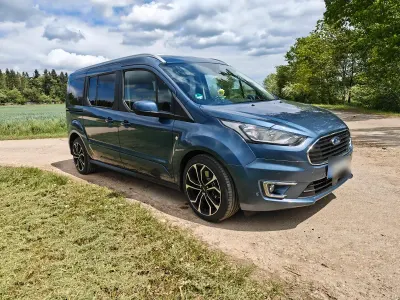 Gebraucht Ford Grand Tourneo Connect Titanium 120 PS (88 kW) 2020 Blau Van / Kleinbus
