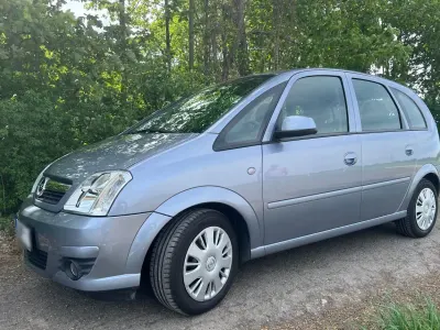 Używany Opel Meriva Edition 90 KM (66 kW) 2008 Srebrny Minivan