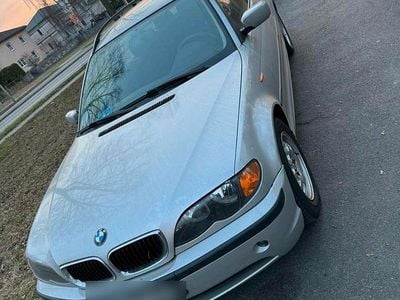 Gebraucht BMW 316 116 PS (85 kW) 2002 Silber Kombi