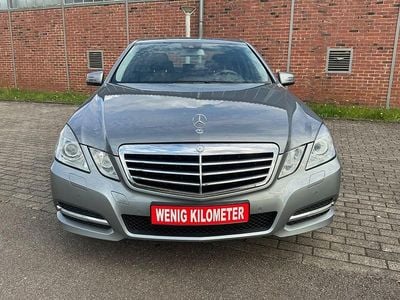 Usata Mercedes E200 Avantgarde 184 CV (135 kW) 2011 Argento Berlina