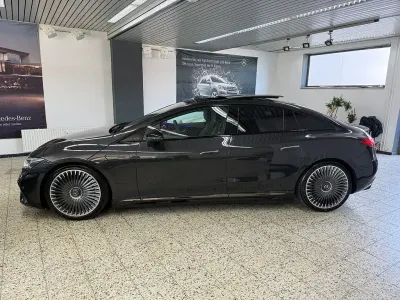 Używany Mercedes EQE AMG 53 AMG 459 kW (625 KM) 2025 Szary Sedan/Limuzyna
