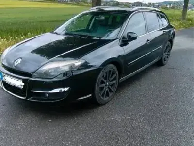 Gebraucht Renault Laguna III GT 173 PS (127 kW) 2011 Schwarz Kombi