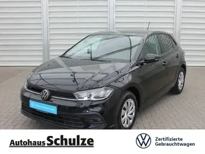 Gebraucht VW Polo Life 80 PS (58 kW) 2024 Schwarz Kleinwagen
