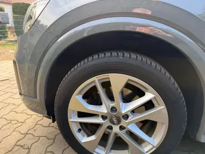 Second-hand Audi Q2 Sport 150 CP (110 kW) 2018 Gri SUV