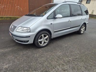 Usata VW Sharan 140 CV (102 kW) 2010 Argento Monovolume