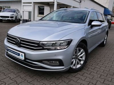 Scale silver metallic Gebraucht 2023 VW Passat Business Kombi | 25.485 € (Fairer Preis)