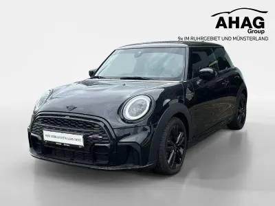 Gebraucht Mini John Cooper Works 136 PS (100 kW) 2024 Schwarz Kleinwagen