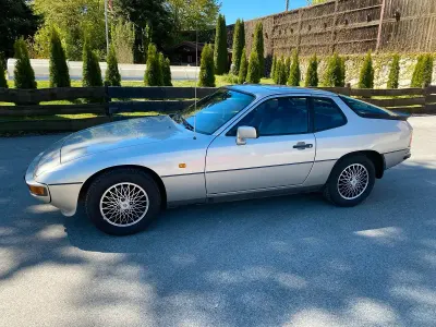 Usata Porsche 924 125 CV (91 kW) 1984 Oro Coupé