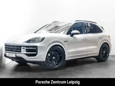 Gebraucht Porsche Cayenne E-Hybrid 470 PS (345 kW) 2025 Weiß SUV