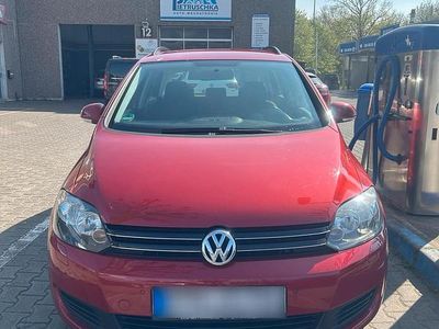 Second-hand VW Golf VI 122 CP (89 kW) 2009 Roșu Hatchback