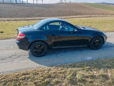 Gebraucht Mercedes SLK200 163 PS (119 kW) 2007 Schwarz Cabrio