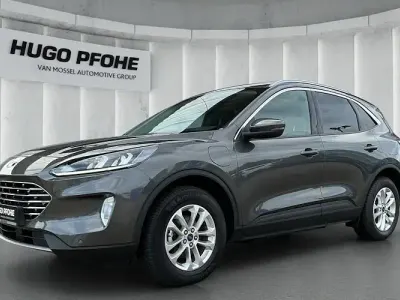 Gebraucht Ford Kuga Titanium 243 PS (178 kW) 2022 Grau SUV