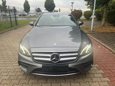 Mercedes E200