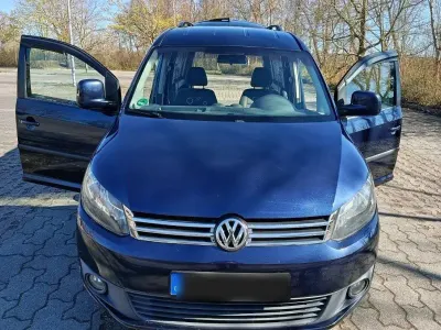 Gebraucht VW Caddy Maxi Edition 140 PS (102 kW) 2011 Blau Van / Kleinbus