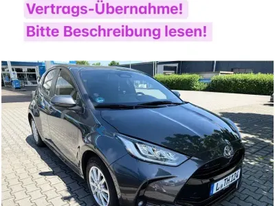 Gebraucht Toyota Yaris Style 131 PS (96 kW) 2024 Grau Kleinwagen