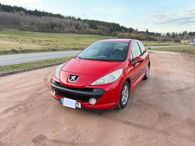 Gebraucht Peugeot 207 95 PS (69 kW) 2009 Rot Limousine
