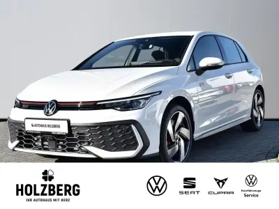 Używany VW Golf VIII Business+ 265 KM (194 kW) 2025 Biały Sedan/Limuzyna