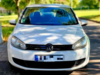Gebraucht VW Golf VI Trendline 80 PS (58 kW) 2009 Weiß Kleinwagen