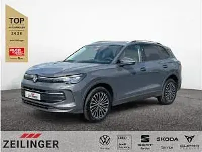 Gebraucht VW Tiguan Life 150 PS (110 kW) 2026 Delfingrau SUV