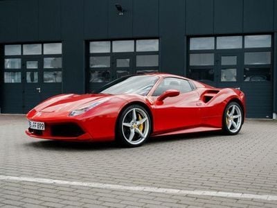 Gebraucht Ferrari 488 669 PS (492 kW) 2019 Rot Cabrio
