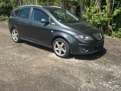 Gebraucht Seat Altea XL 160 PS (117 kW) 2010 Grau Van / Kleinbus