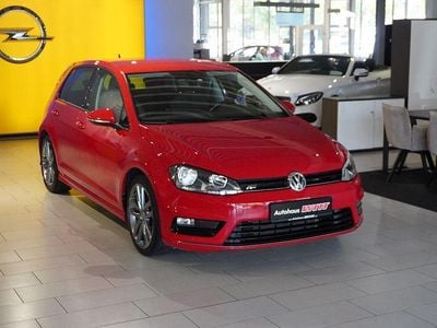 Rot Gebraucht 2016 VW Golf VII Allstar Limousine | 12.490 € (Fairer Preis)