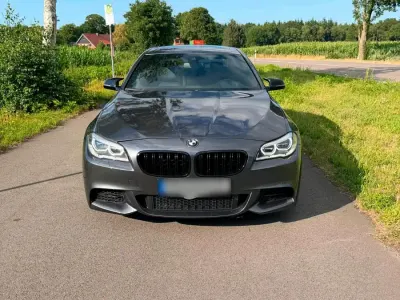 Gebraucht BMW 550 449 PS (330 kW) 2016 Andere farben Limousine