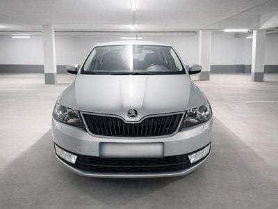 Gebraucht Skoda Rapid 90 PS (66 kW) 2015 Silber Kleinwagen