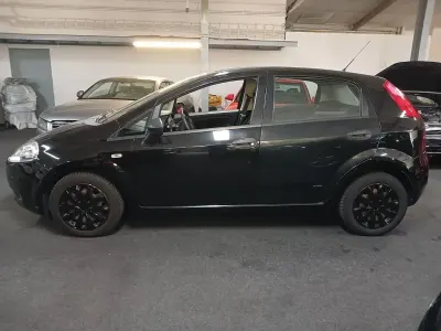 Gebraucht Fiat Grande Punto Feel 77 PS (56 kW) 2008 Schwarz Kleinwagen