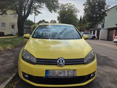 Gebraucht VW Golf VI Comfortline 122 PS (89 kW) 2009 Gelb Limousine