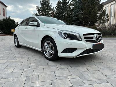 Second-hand Mercedes A180 AMG line 122 CP (89 kW) 2014 Alb Berlinǎ
