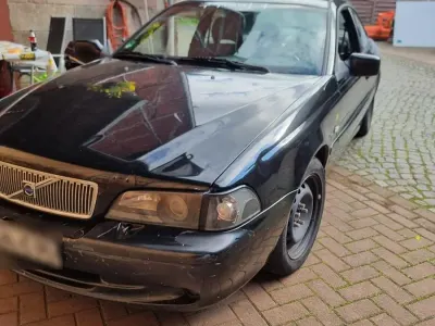 Gebraucht Volvo C70 163 PS (119 kW) 2000 Schwarz Coupé