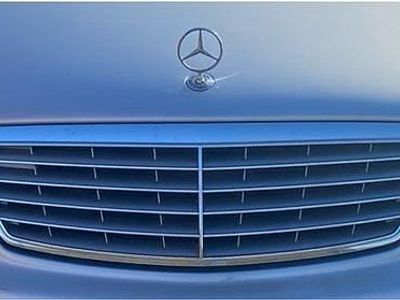 Mercedes E320