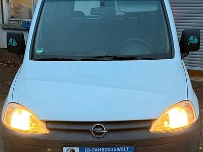 Gebraucht Opel Combo 97 PS (71 kW) 2006 Weiß Van / Kleinbus