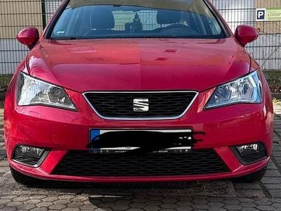 Usata Seat Ibiza 4You 69 CV (50 kW) 2014 Rosso Utilitaria