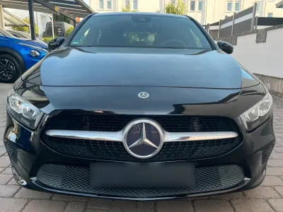 Gebraucht Mercedes 250 80 PS (58 kW) 2018 Schwarz Limousine