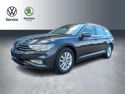 Usata VW Passat 150 CV (110 kW) 2023 Grigio Station wagon