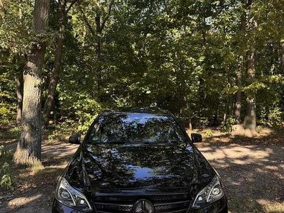 Mercedes E300