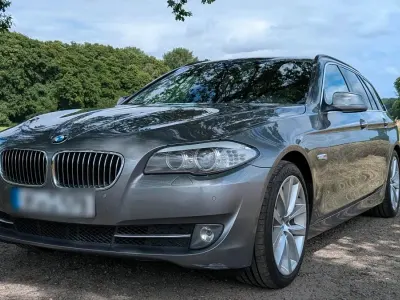 Gebraucht BMW 525 204 PS (150 kW) 2011 Grau Limousine