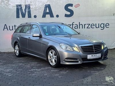 Silber Gebraucht 2010 Mercedes E220 Avantgarde Kombi | 7.499 € (Fairer Preis)