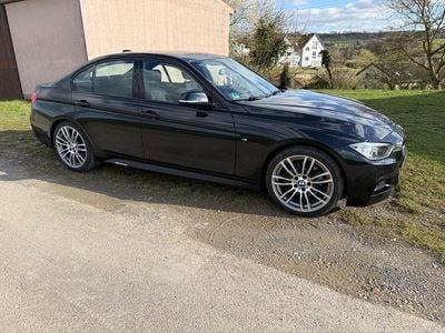 Second-hand BMW 328 M Performance 245 CP (180 kW) 2015 Negru Berlinǎ