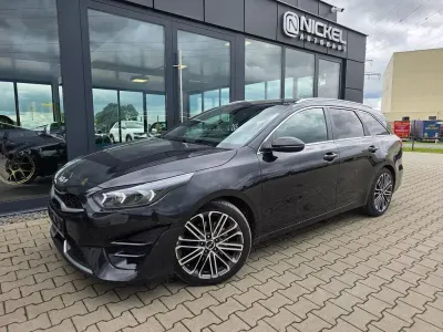 Gebraucht Kia Ceed Sportswagon GT-Line 160 PS (117 kW) 2023 Schwarz Kombi