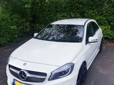 Używany Mercedes A220 AMG 170 KM (125 kW) 2014 Biały Sedan/Limuzyna