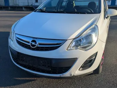 Brugt Opel Corsa 70 HK (51 kW) 2012 Hvid Hatchback
