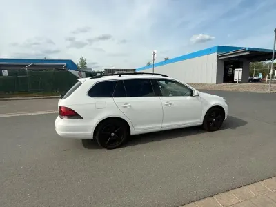 Second-hand VW Golf VII 105 CP (77 kW) 2012 Alb Break